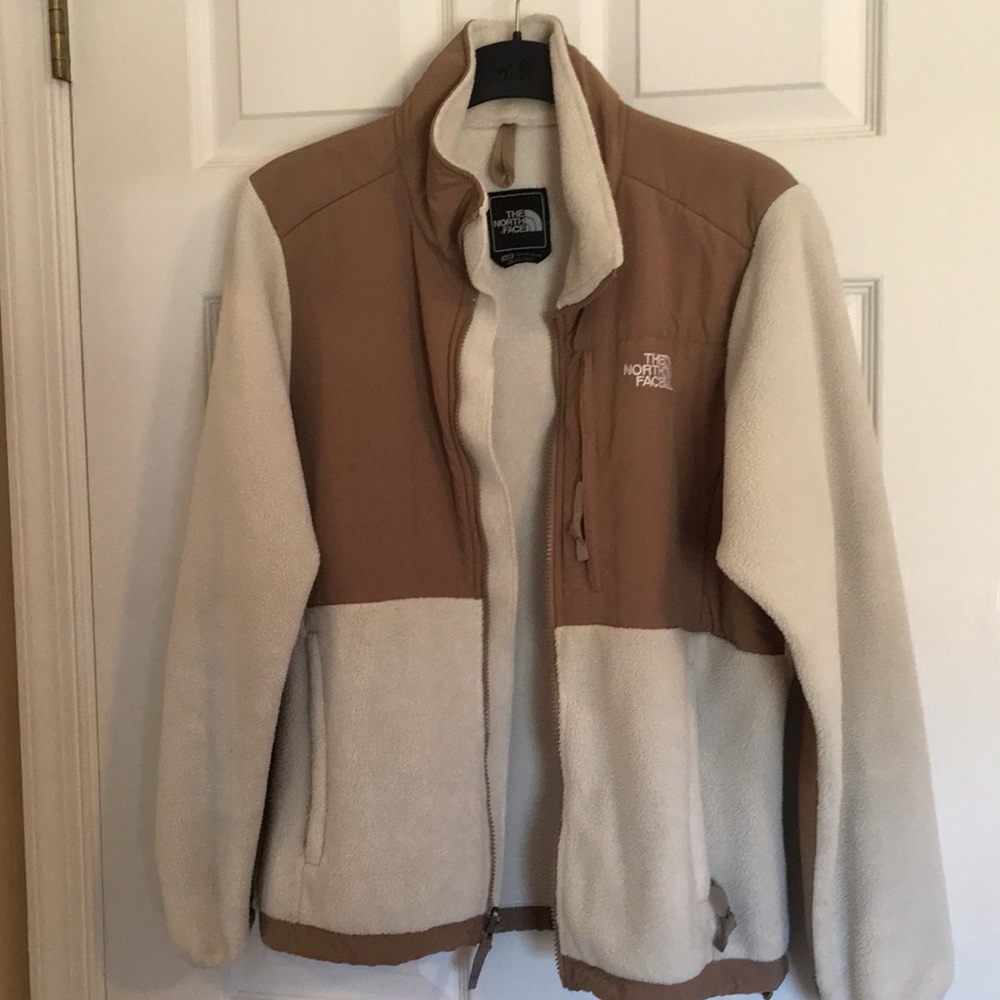 Women’s brown/cream North Face fleece